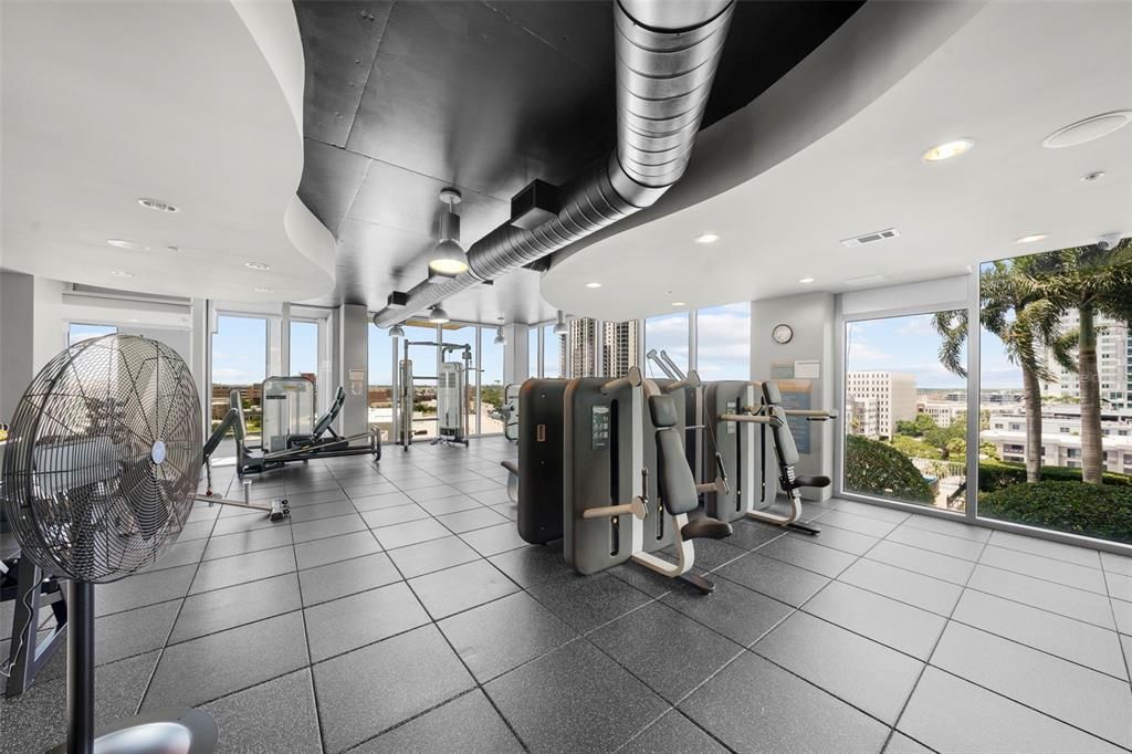 Activo con contrato: $439,000 (1 camas, 1 baños, 714 Pies cuadrados)