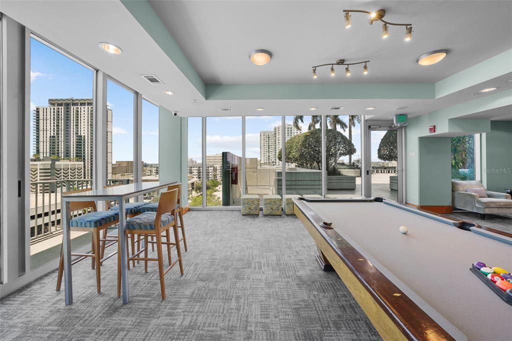 Activo con contrato: $439,000 (1 camas, 1 baños, 714 Pies cuadrados)