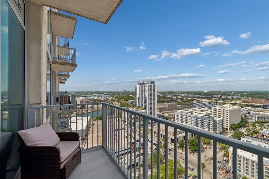 Activo con contrato: $439,000 (1 camas, 1 baños, 714 Pies cuadrados)