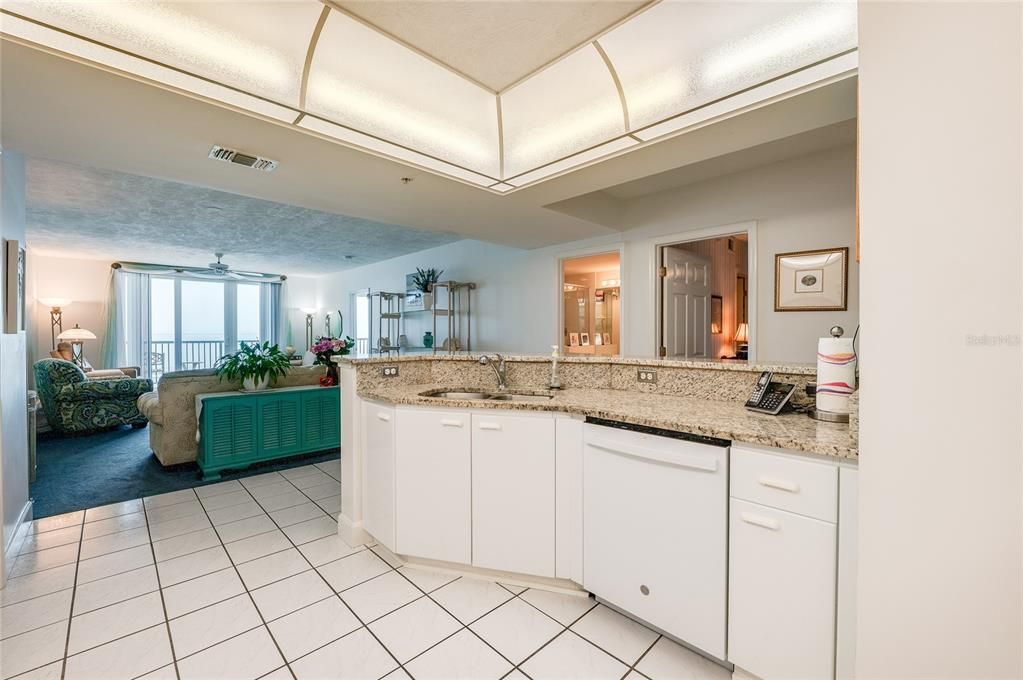En Venta: $749,900 (3 camas, 3 baños, 2290 Pies cuadrados)