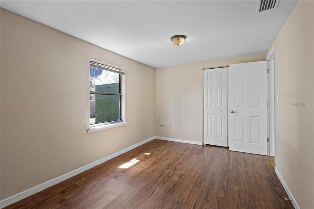 For Sale: $139,966 (2 beds, 2 baths, 1000 Square Feet)
