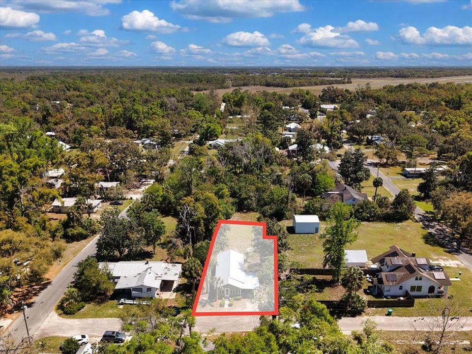 For Sale: $139,966 (2 beds, 2 baths, 1000 Square Feet)