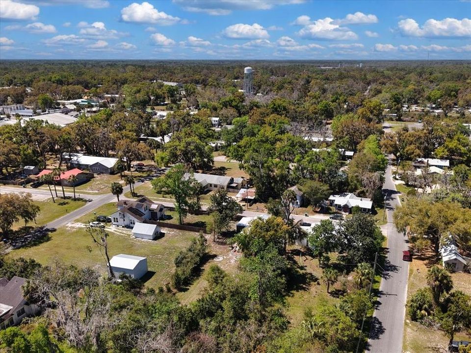 For Sale: $139,966 (2 beds, 2 baths, 1000 Square Feet)
