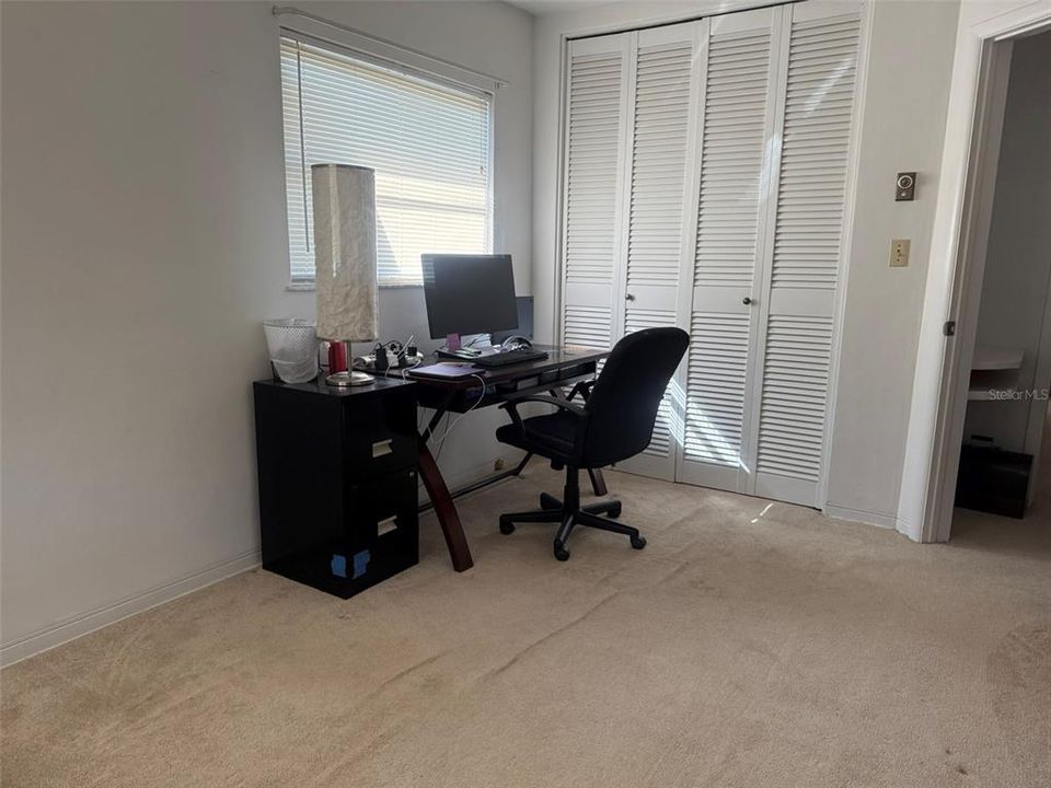Activo con contrato: $290,000 (2 camas, 2 baños, 912 Pies cuadrados)