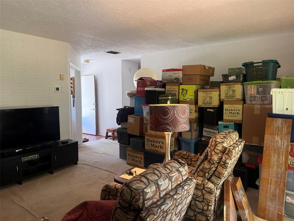 Activo con contrato: $290,000 (2 camas, 2 baños, 912 Pies cuadrados)