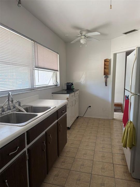Activo con contrato: $290,000 (2 camas, 2 baños, 912 Pies cuadrados)