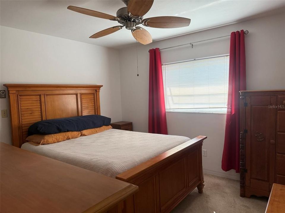Activo con contrato: $290,000 (2 camas, 2 baños, 912 Pies cuadrados)