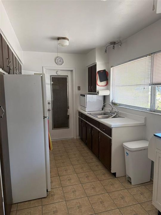 Activo con contrato: $290,000 (2 camas, 2 baños, 912 Pies cuadrados)