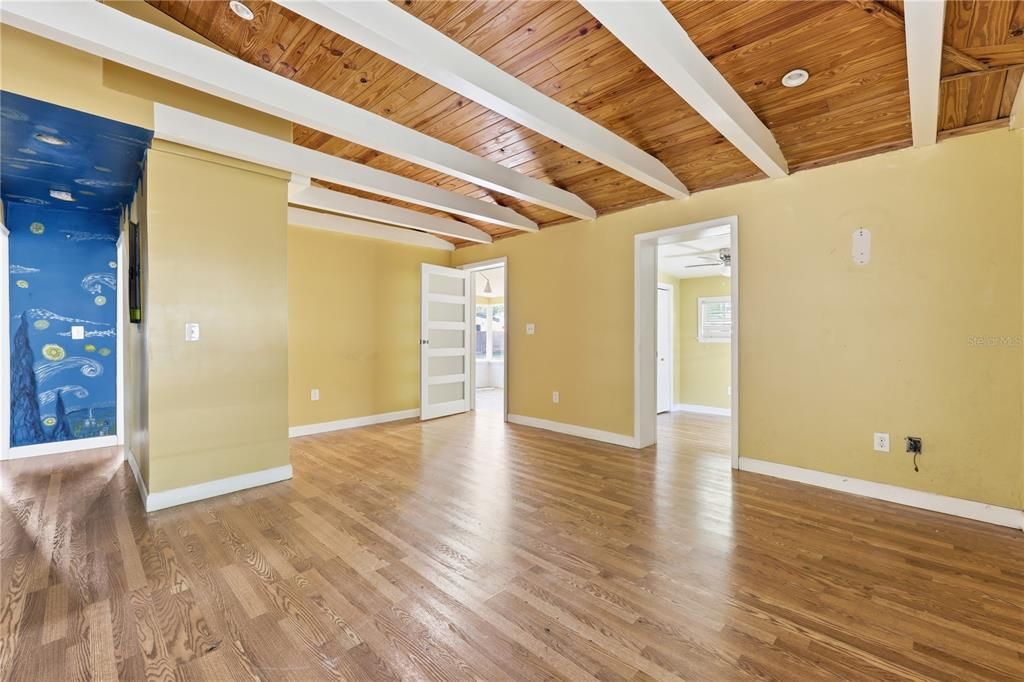 En Venta: $265,000 (3 camas, 1 baños, 1104 Pies cuadrados)