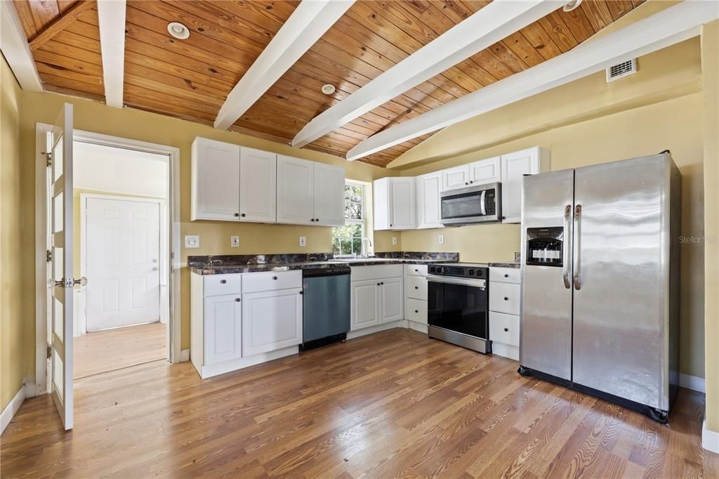 En Venta: $265,000 (3 camas, 1 baños, 1104 Pies cuadrados)