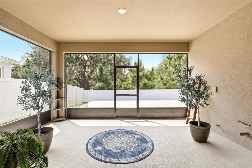 For Sale: $385,000 (4 beds, 2 baths, 1928 Square Feet)