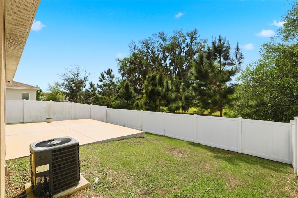 For Sale: $385,000 (4 beds, 2 baths, 1928 Square Feet)