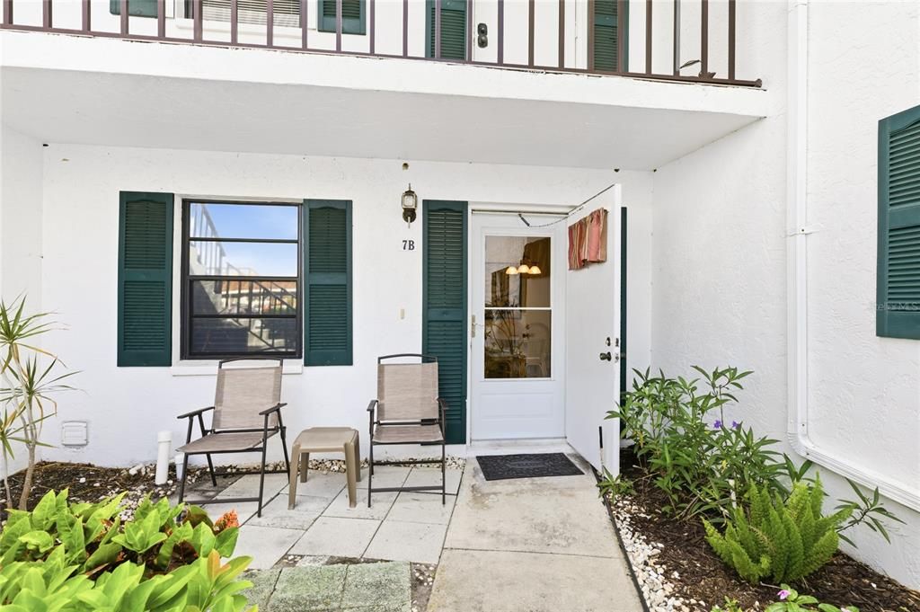 Active With Contract: $169,500 (2 beds, 2 baths, 1471 Square Feet)