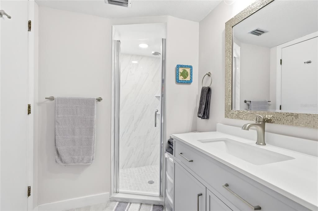 Active With Contract: $169,500 (2 beds, 2 baths, 1471 Square Feet)