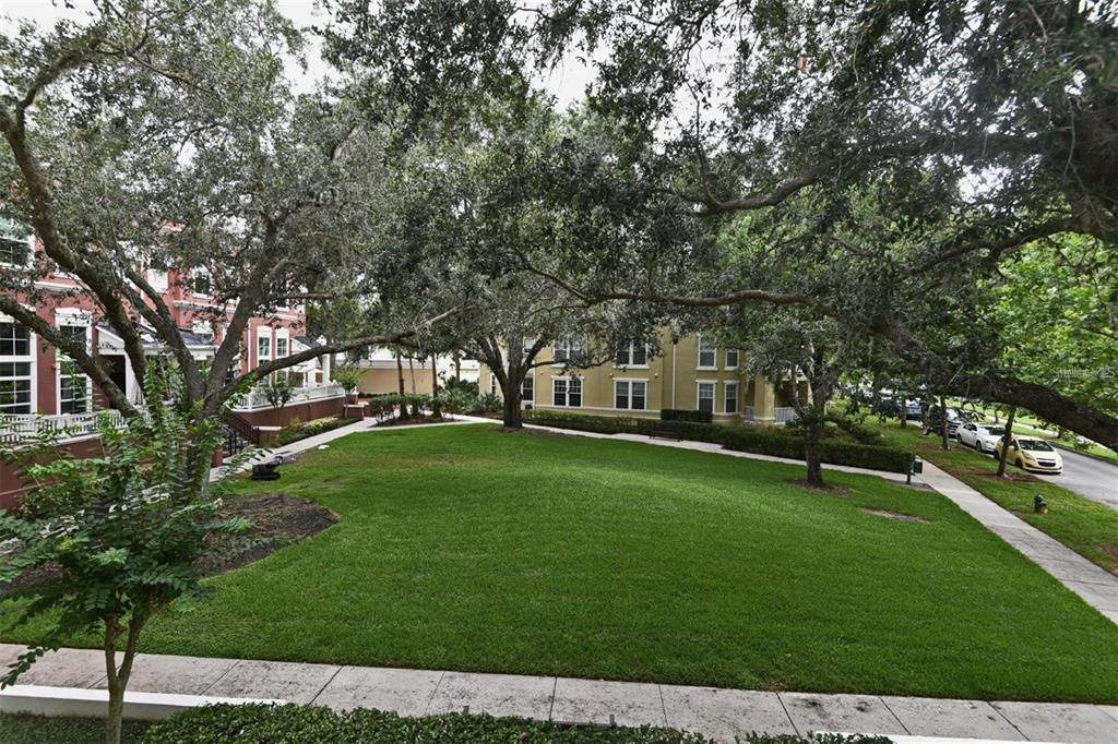 For Sale: $459,000 (2 beds, 2 baths, 1476 Square Feet)