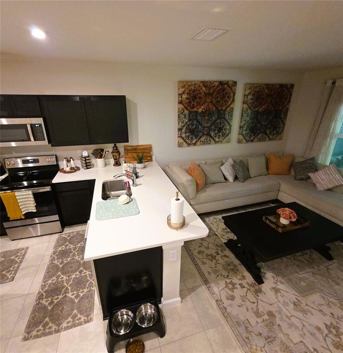 En Venta: $325,000 (3 camas, 2 baños, 1440 Pies cuadrados)