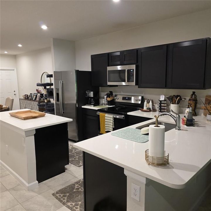 En Venta: $325,000 (3 camas, 2 baños, 1440 Pies cuadrados)