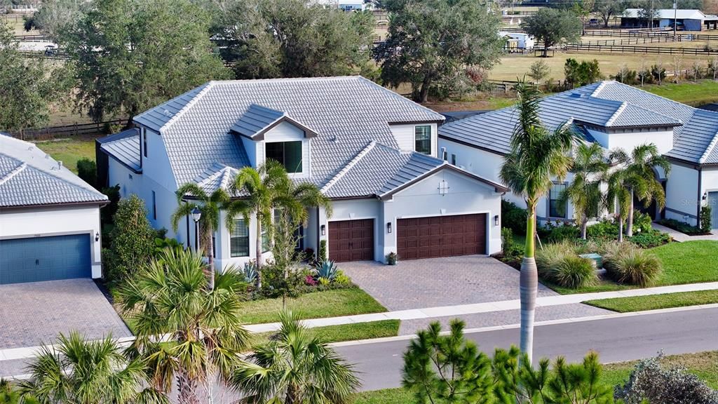 En Venta: $1,495,000 (4 camas, 4 baños, 3857 Pies cuadrados)