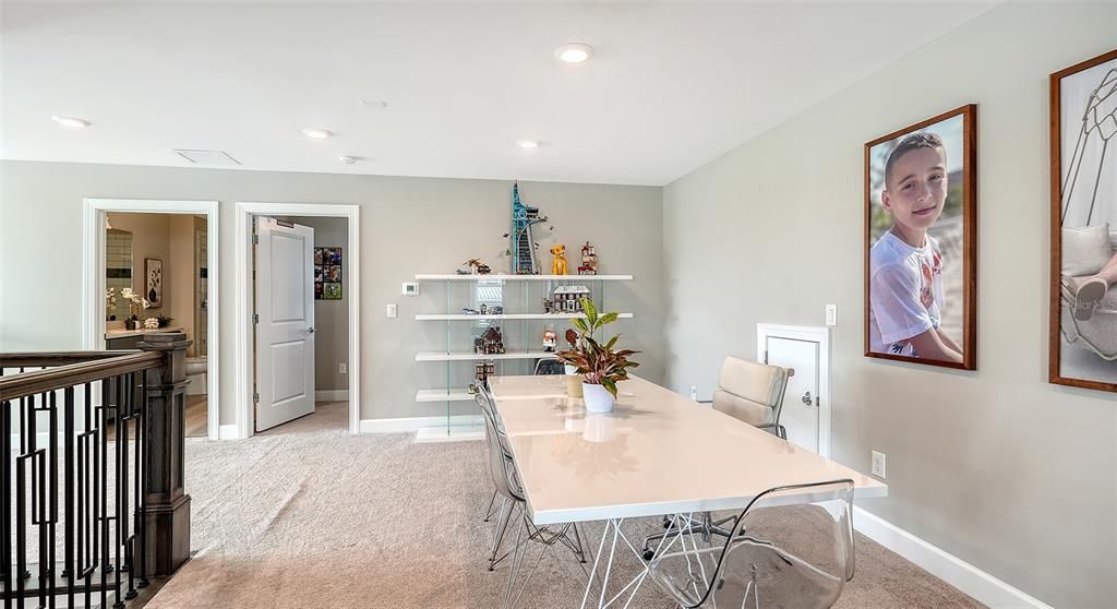 En Venta: $1,495,000 (4 camas, 4 baños, 3857 Pies cuadrados)