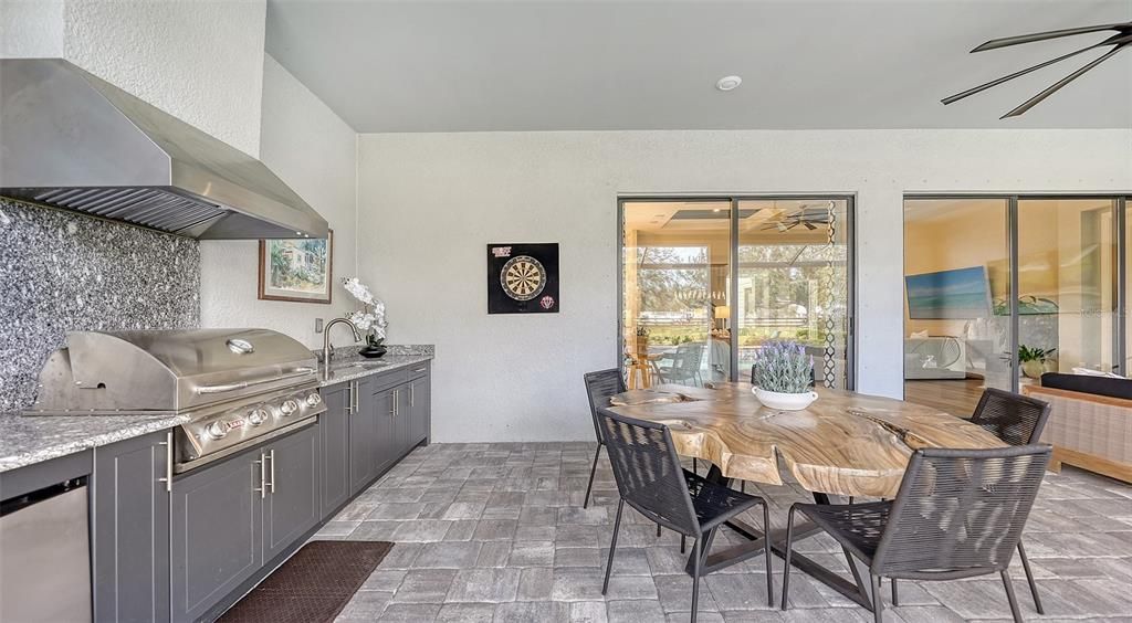 En Venta: $1,495,000 (4 camas, 4 baños, 3857 Pies cuadrados)