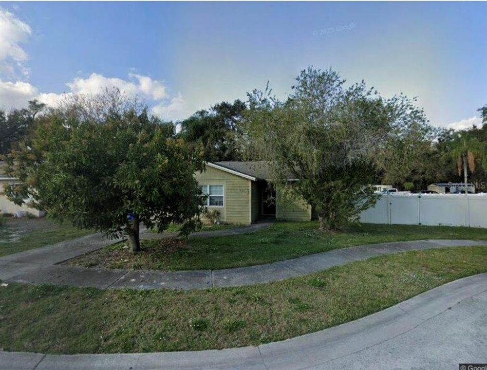 Vendido Recientemente: $299,000 (3 camas, 2 baños, 1088 Pies cuadrados)
