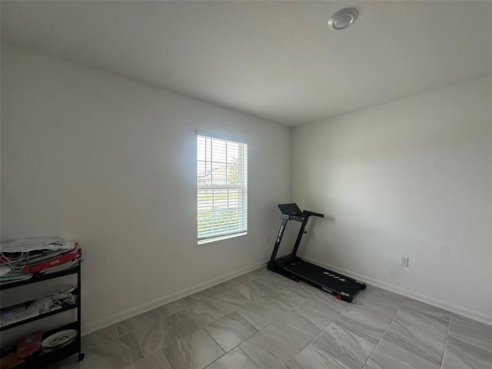 Active With Contract: $2,899 (5 beds, 2 baths, 2879 Square Feet)