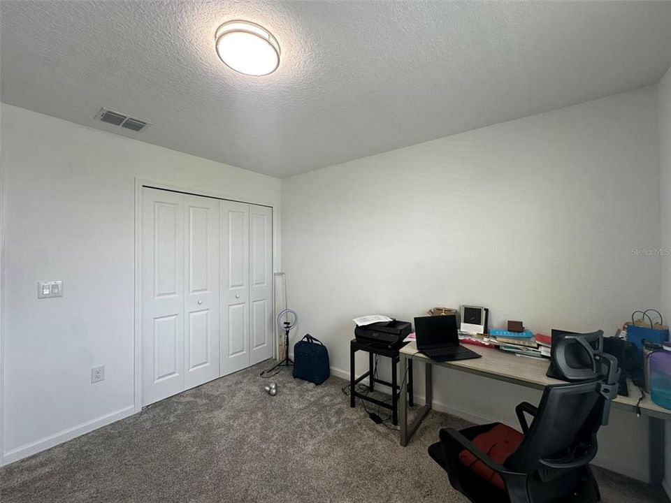 Active With Contract: $2,899 (5 beds, 2 baths, 2879 Square Feet)