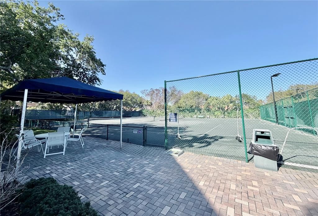 Activo con contrato: $615,000 (2 camas, 2 baños, 1707 Pies cuadrados)