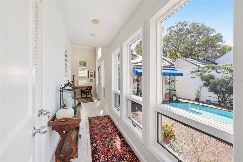 Activo con contrato: $615,000 (2 camas, 2 baños, 1707 Pies cuadrados)
