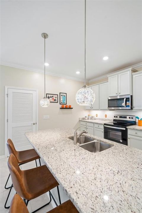 В аренду: $2,500 (2 спален, 2 ванн, 1515 Квадратных фут)