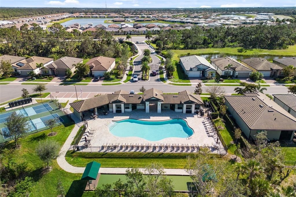 В аренду: $2,500 (2 спален, 2 ванн, 1515 Квадратных фут)