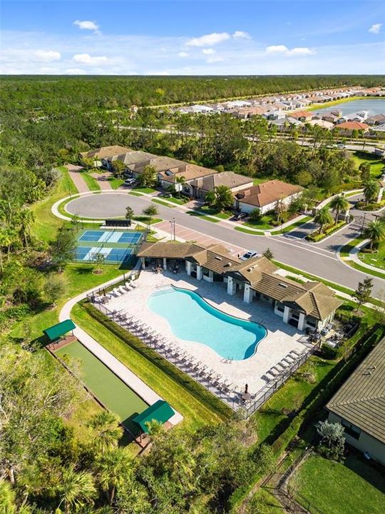 В аренду: $2,500 (2 спален, 2 ванн, 1515 Квадратных фут)