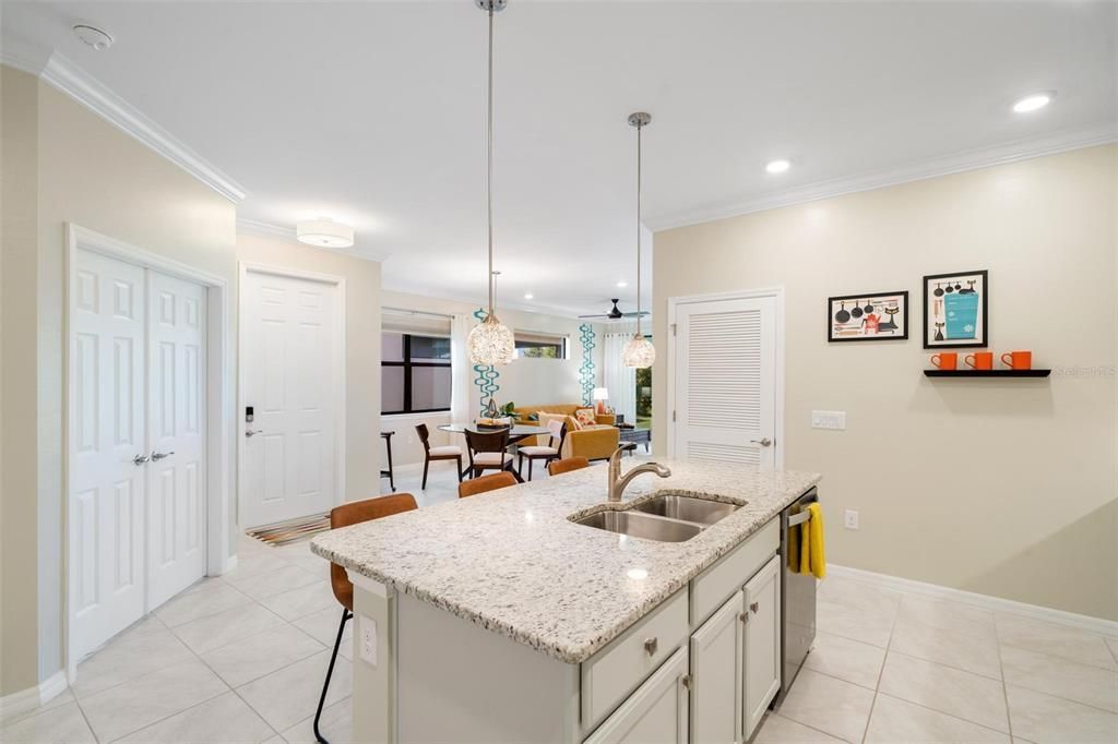 В аренду: $2,500 (2 спален, 2 ванн, 1515 Квадратных фут)