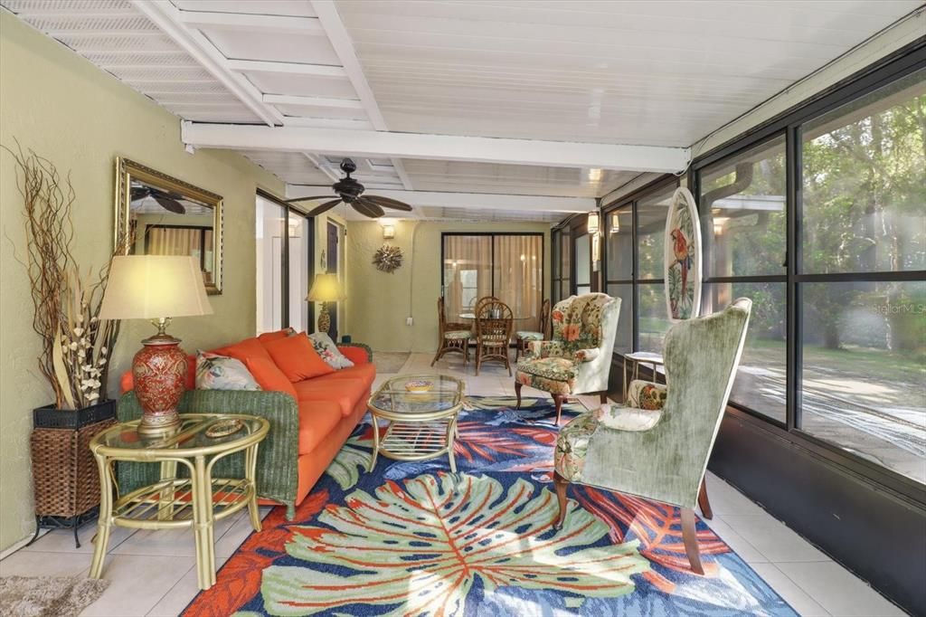 En Venta: $175,000 (2 camas, 2 baños, 1044 Pies cuadrados)