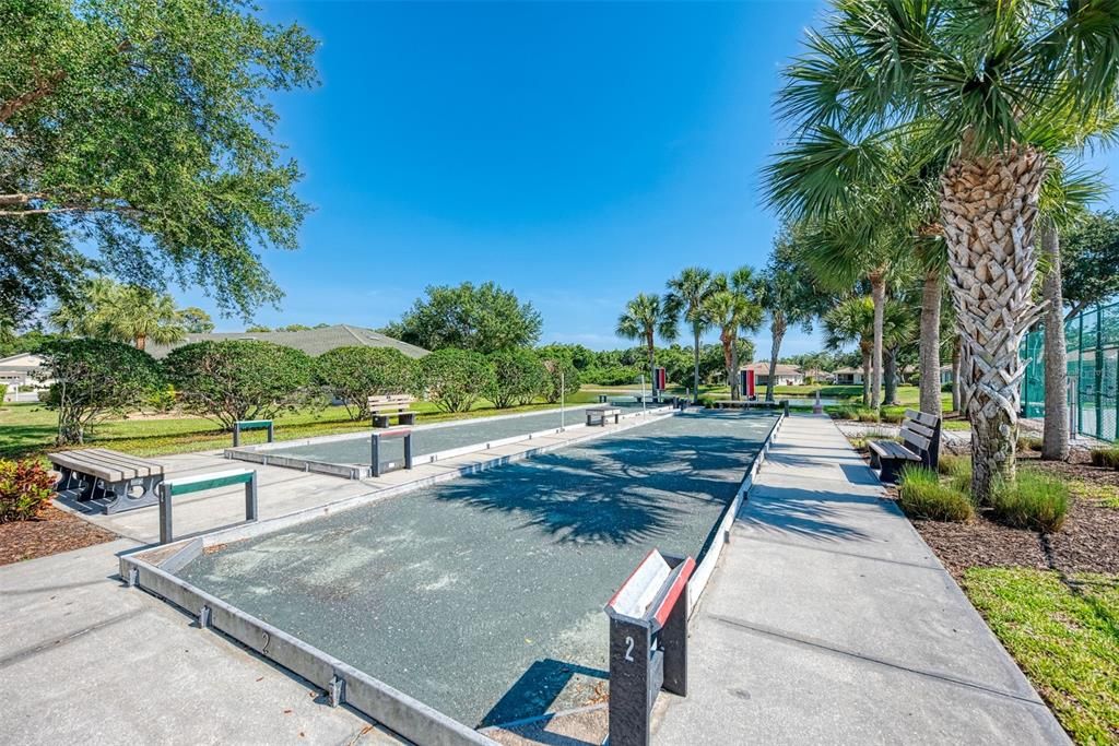 Под контрактом: $262,000 (2 спален, 2 ванн, 1385 Квадратных фут)