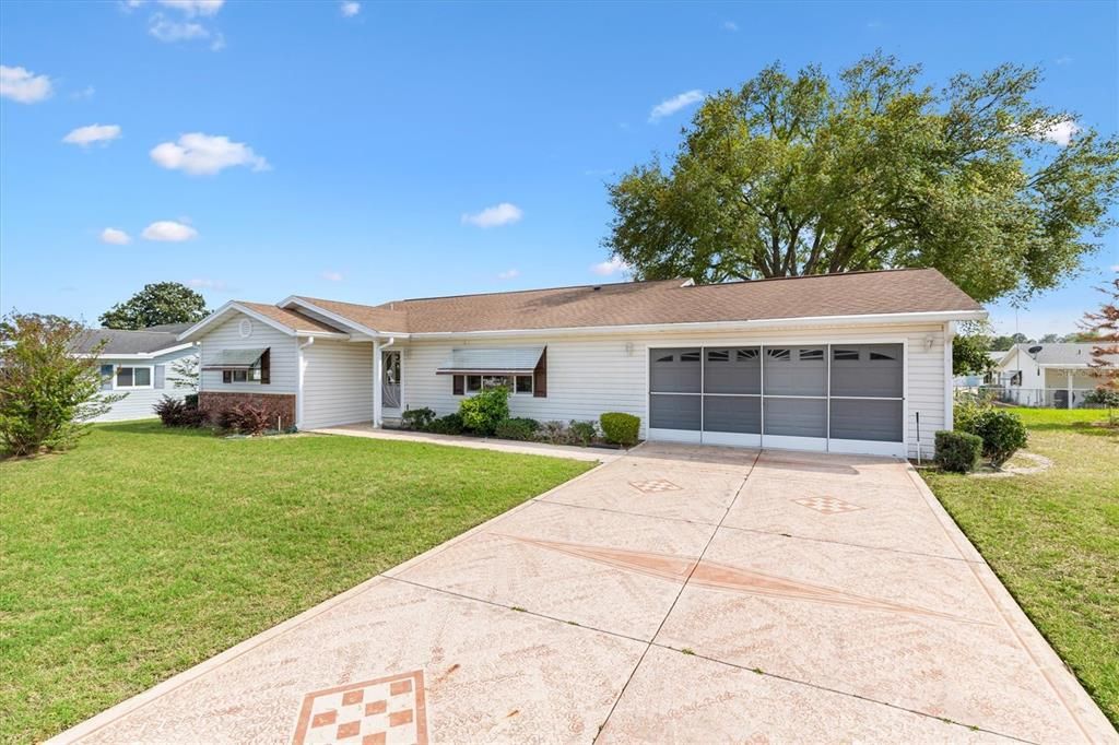 Active With Contract: $179,000 (2 beds, 2 baths, 1356 Square Feet)