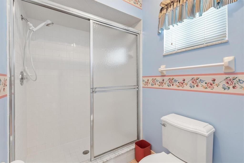 Active With Contract: $179,000 (2 beds, 2 baths, 1356 Square Feet)