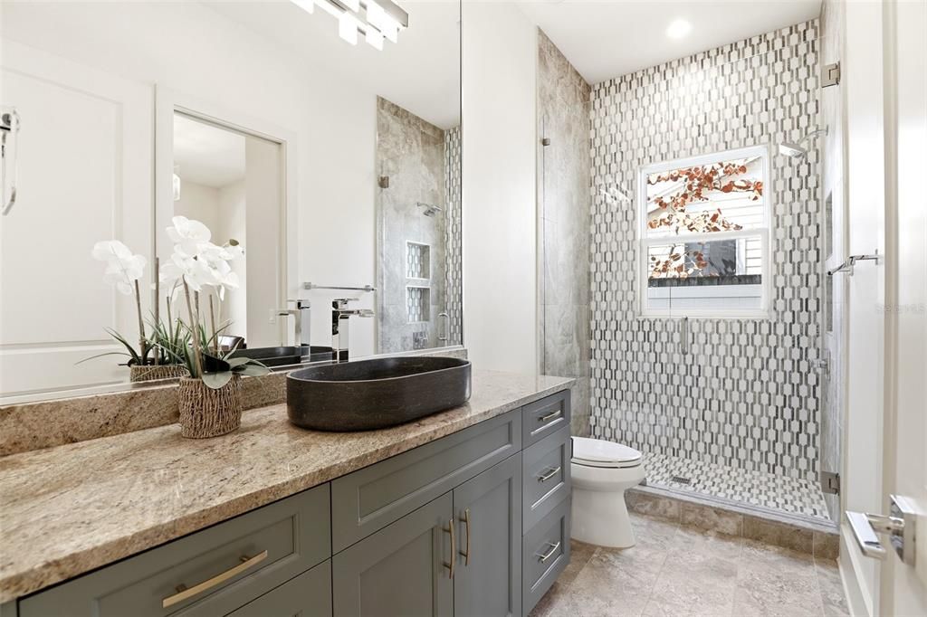 For Sale: $1,375,000 (5 beds, 4 baths, 3246 Square Feet)