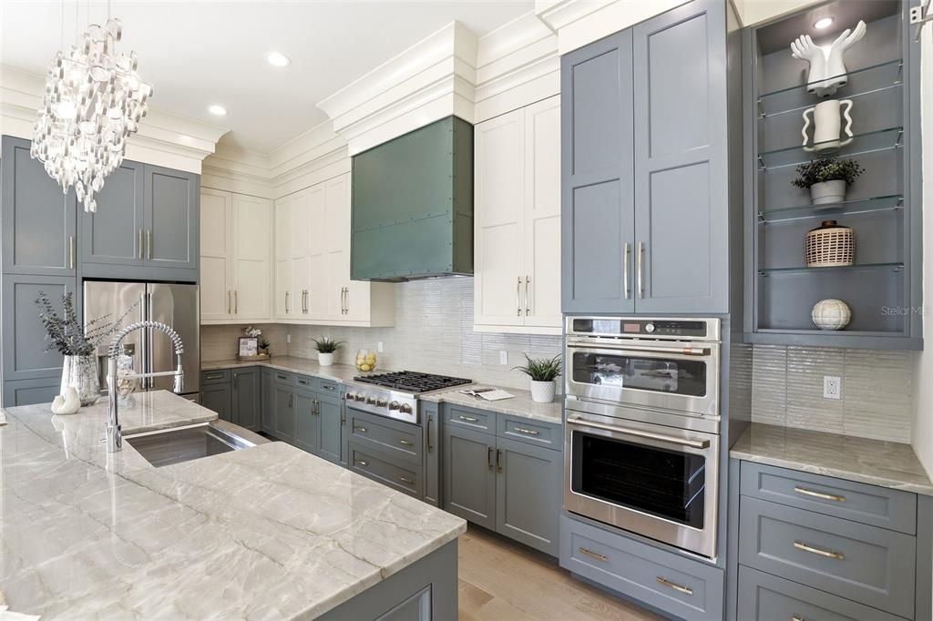 For Sale: $1,375,000 (5 beds, 4 baths, 3246 Square Feet)