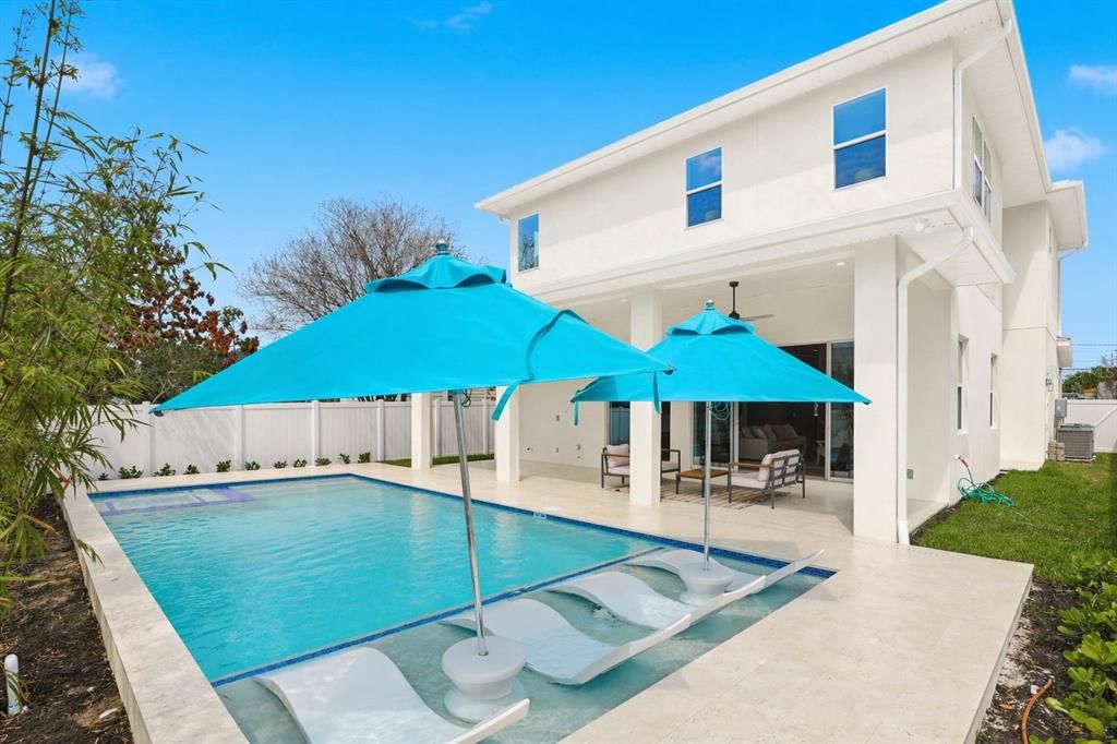 For Sale: $1,375,000 (5 beds, 4 baths, 3246 Square Feet)
