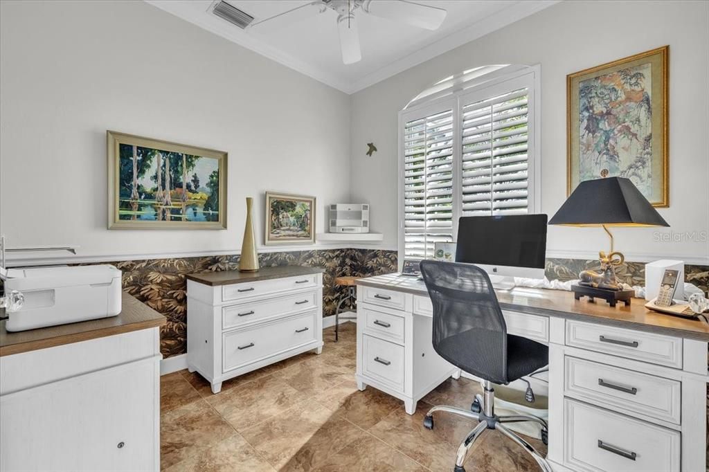 Activo con contrato: $840,950 (3 camas, 2 baños, 2338 Pies cuadrados)