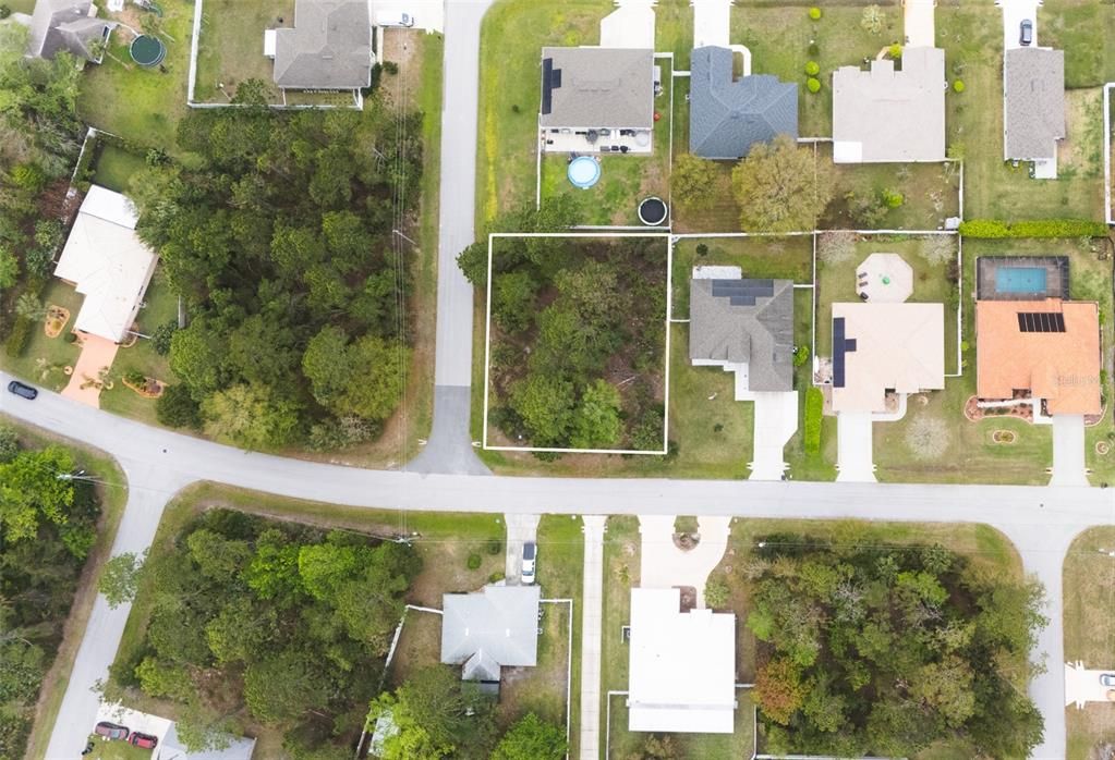 Activo con contrato: $76,000 (0.27 acres)