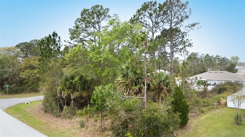 Activo con contrato: $76,000 (0.27 acres)