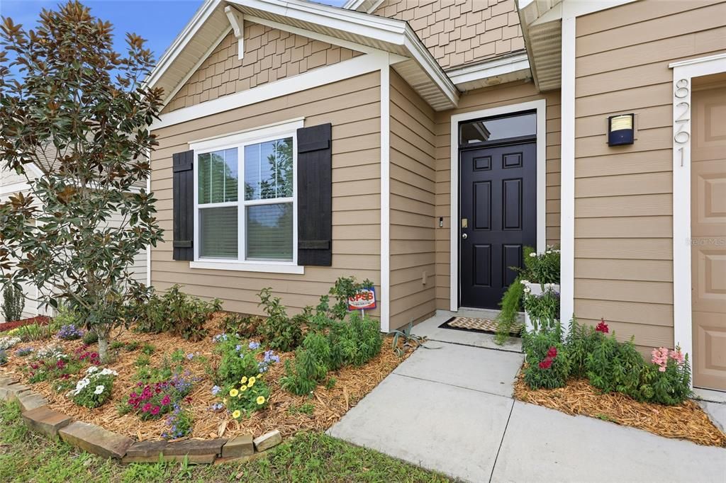 На продажу: $385,000 (4 спален, 2 ванн, 1785 Квадратных фут)