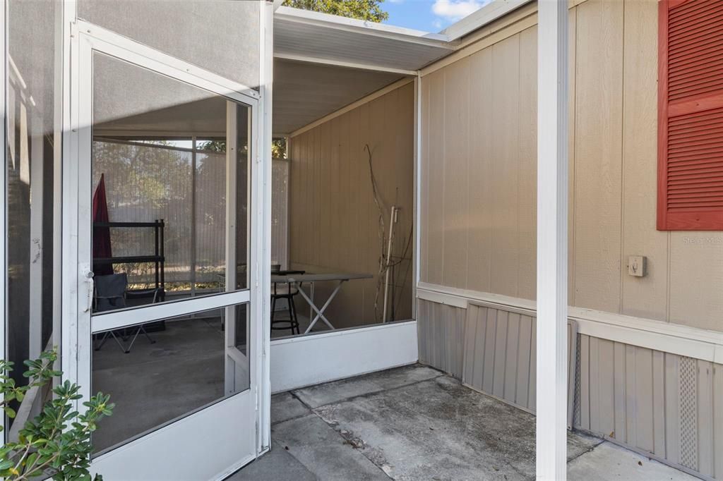 For Sale: $211,000 (3 beds, 2 baths, 1152 Square Feet)