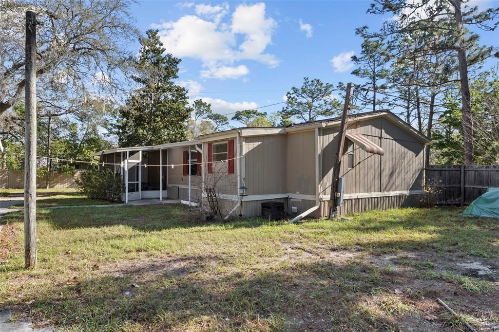 For Sale: $211,000 (3 beds, 2 baths, 1152 Square Feet)