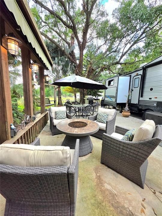 На продажу: $162,000 (0.06 acres)