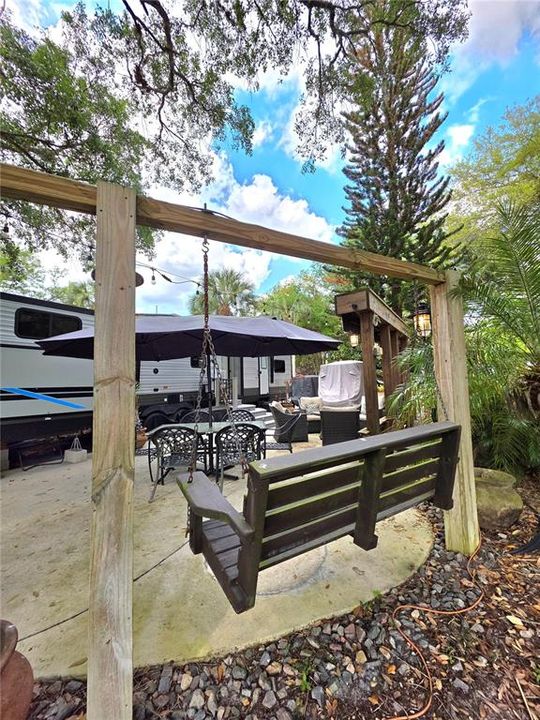 На продажу: $162,000 (0.06 acres)