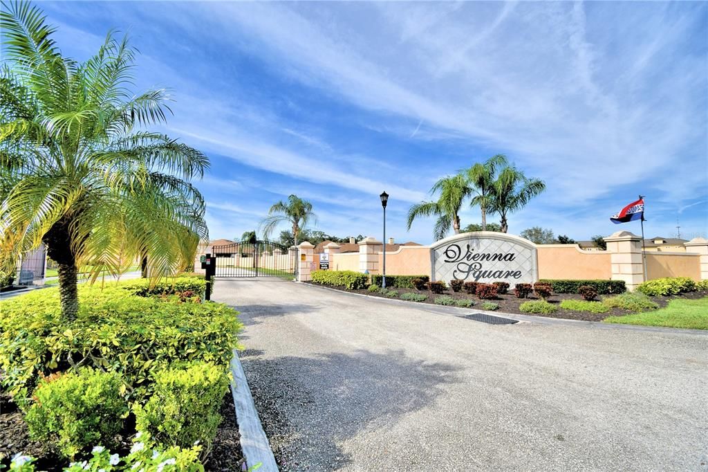 Active With Contract: $185,000 (2 beds, 2 baths, 1231 Square Feet)