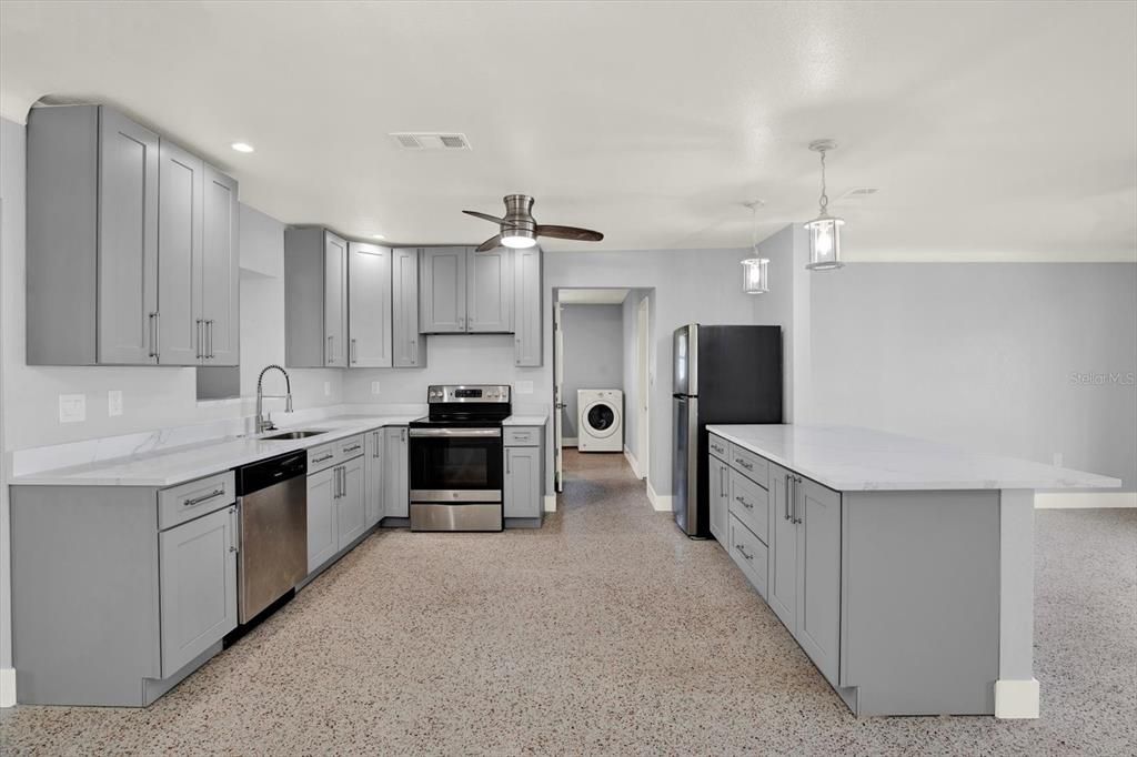 For Sale: $749,000 (3 beds, 3 baths, 2300 Square Feet)